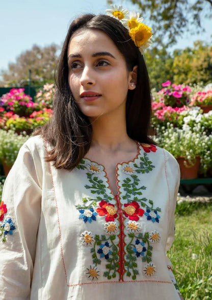 Off White Embroidered Cotton Kurta And Pant Set