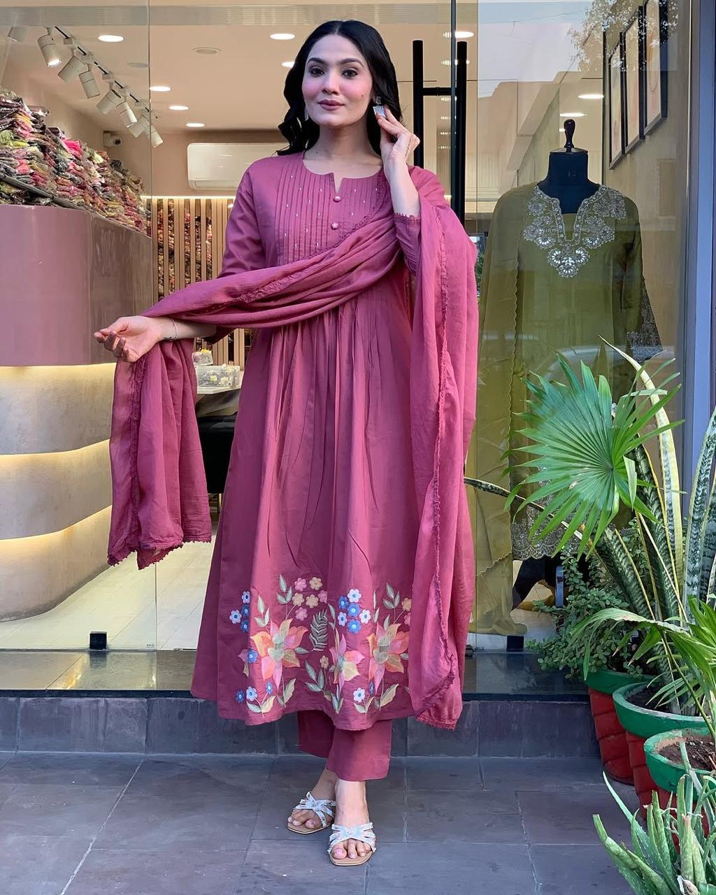 floral embroidered kurta set