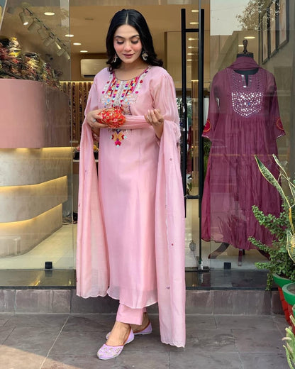 Kurta Blush Pink Embroidered Kurta Set