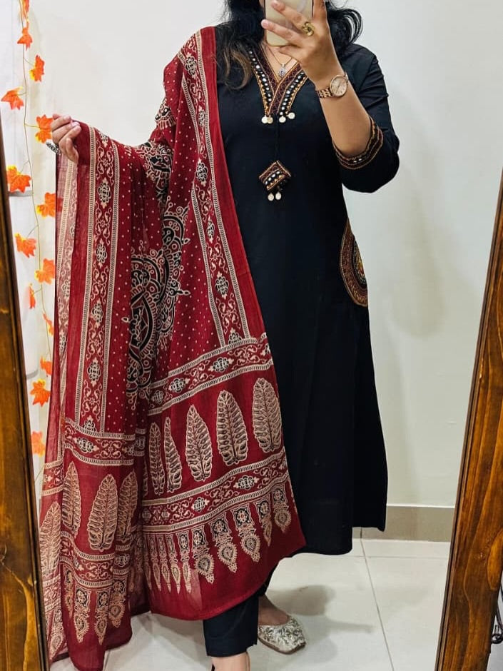 elegant black ethnic kurta set with printed dupatta