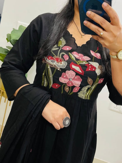 Elegant Black Floral Embroidered Kurta Set with Dupatta