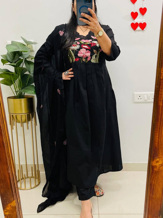 Elegant Black Floral Embroidered Kurta Set with Dupatta