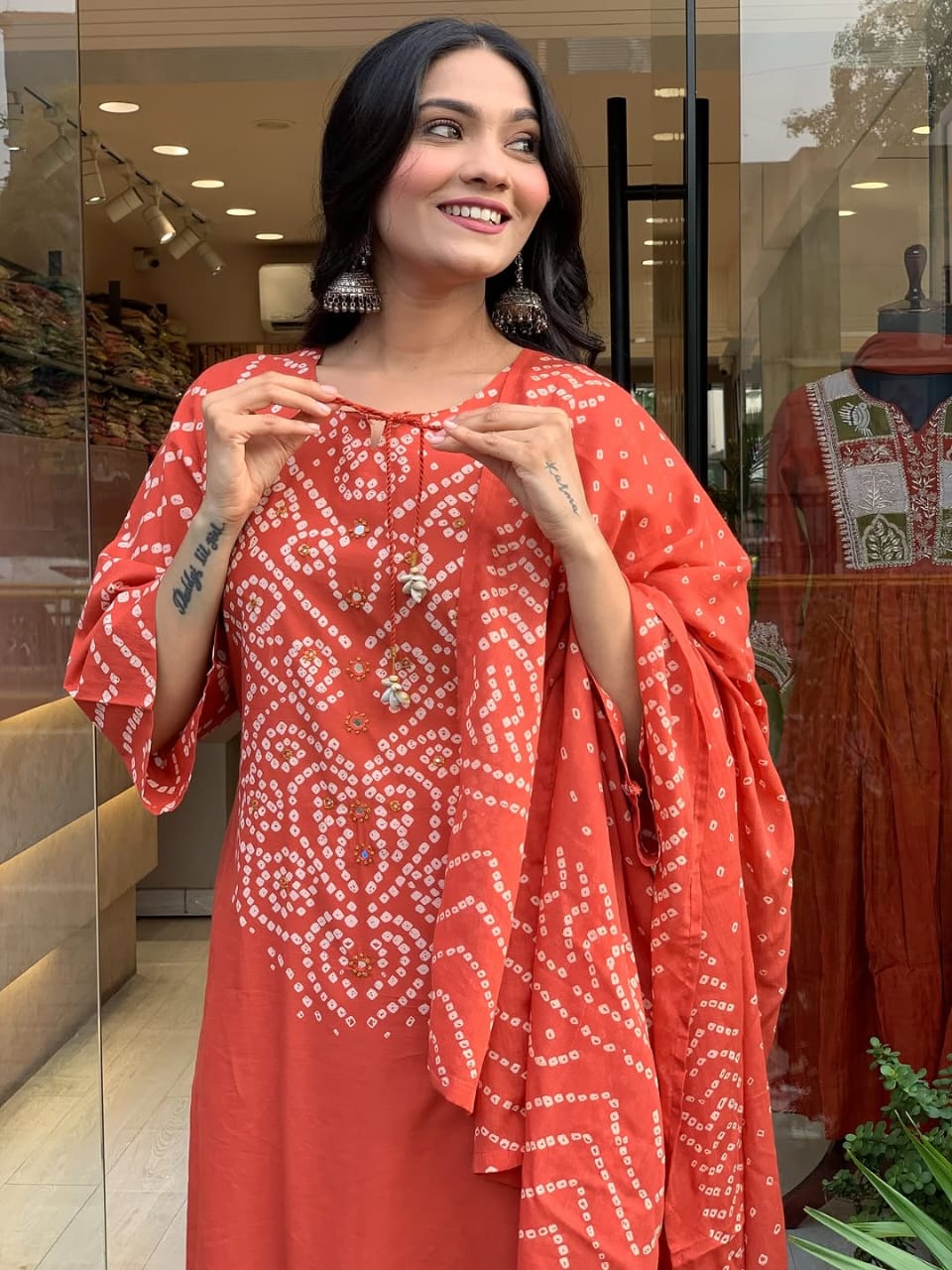 rust bandhani print kurta set with dupatta