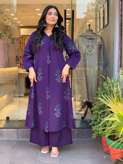 Elegant Plum Kurta Set with Floral Motifs